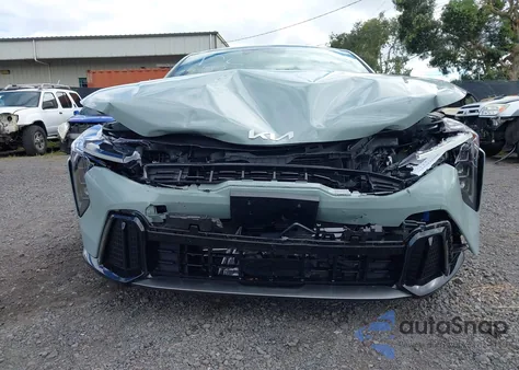 2025 Kia K4 Gt-Line из США, поврежденный, VIN 3KPFW4DEXSE142663